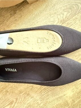 BRAND NEW VIVAIA ARIA5 Black Flats - EU 39